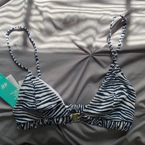 *NWT* Blue and White Zebra Triangle H&M Bikini Top